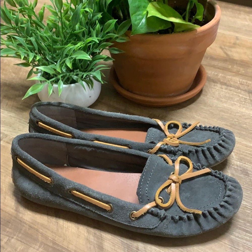 Lucky Brand Moccasins Gray Size 7